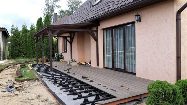 installing composite decking boards onto aluminum joists sup